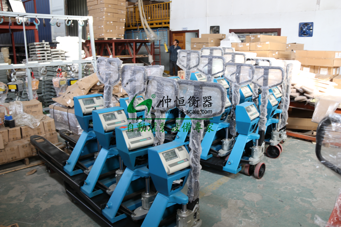 臺(tái)灣客戶采購(gòu)稱重設(shè)備產(chǎn)品裝箱出貨！3